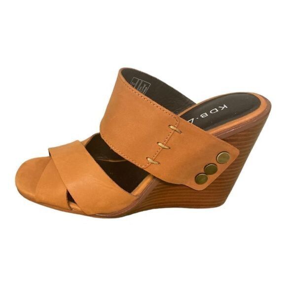 #300 KELSI DAGGER BROOKYLN lwather wedge heels - Picture 1 of 6